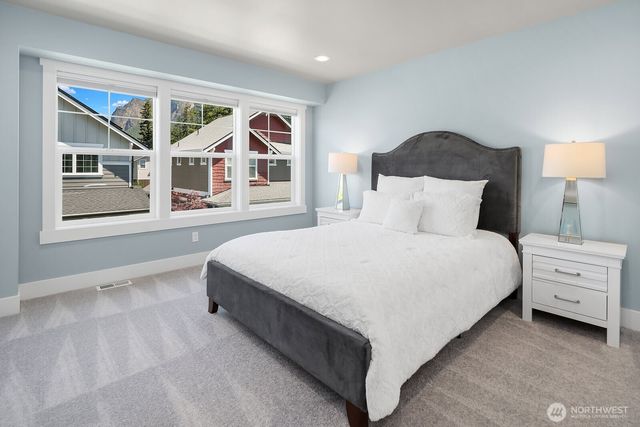 226 E 2nd Street, North Bend, WA 98045