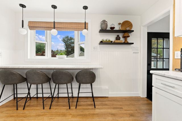 24 Ellington Rd, Tewksbury, MA 01876