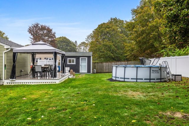 24 Ellington Rd, Tewksbury, MA 01876