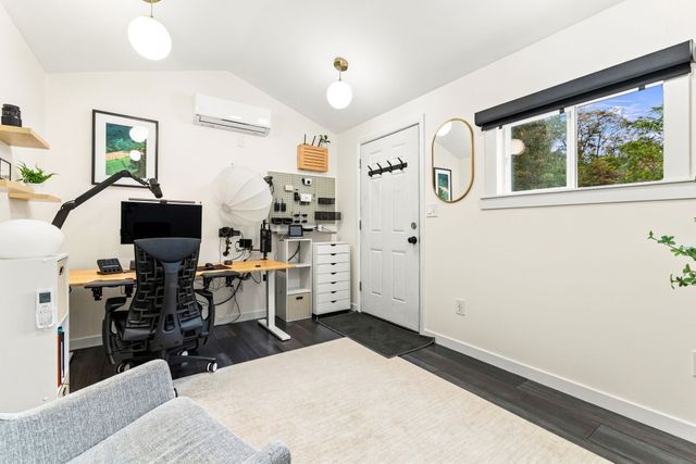 24 Ellington Rd, Tewksbury, MA 01876