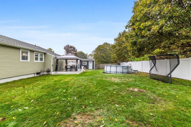 24 Ellington Rd, Tewksbury, MA 01876