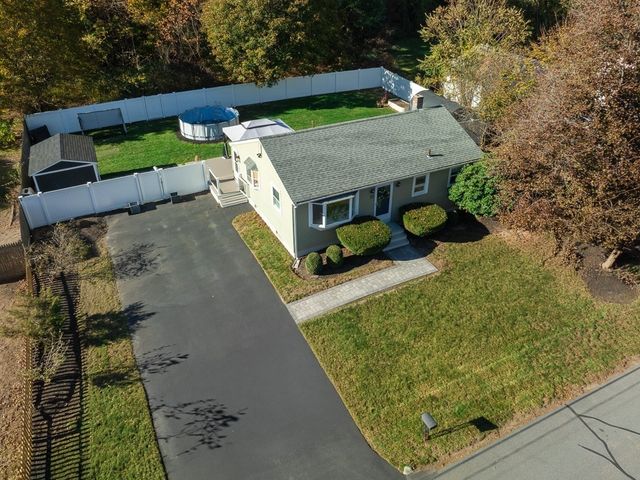 24 Ellington Rd, Tewksbury, MA 01876