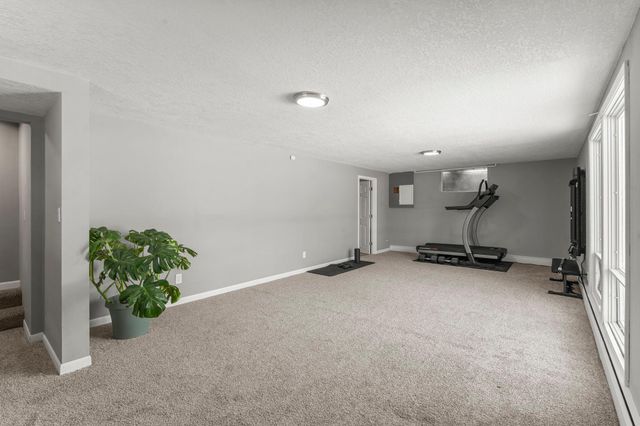 7008 35th Avenue N, Crystal, MN 55427