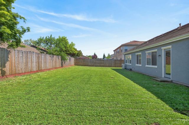 9341 Pascal Way, Elk Grove, CA 95624