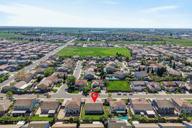 9341 Pascal Way, Elk Grove, CA 95624