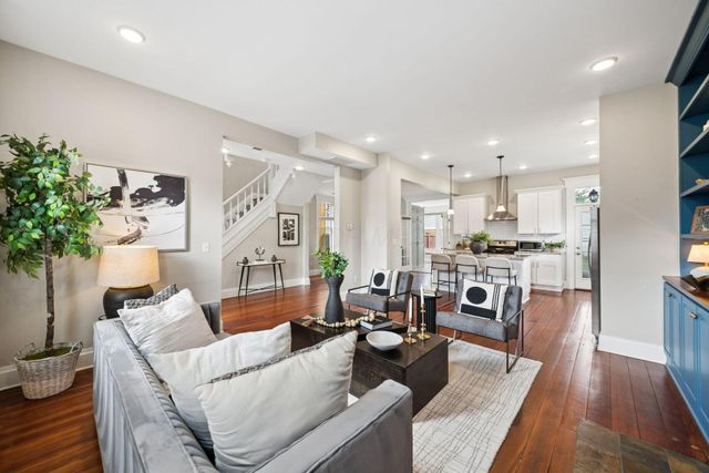 1114 E Rich Street, Columbus, OH 43205