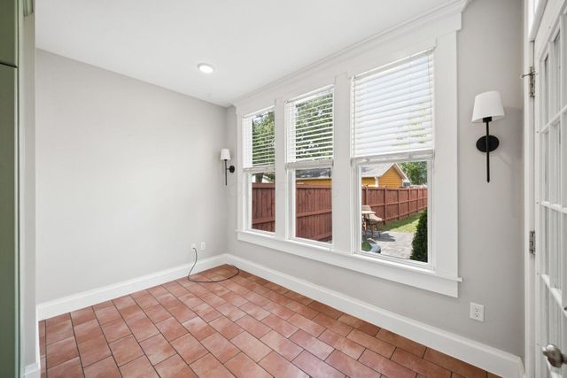 1114 E Rich Street, Columbus, OH 43205