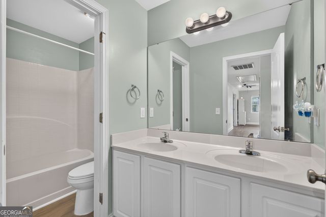 225 Clearwater Circle, Port Wentworth, GA 31407