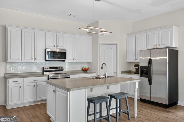 225 Clearwater Circle, Port Wentworth, GA 31407