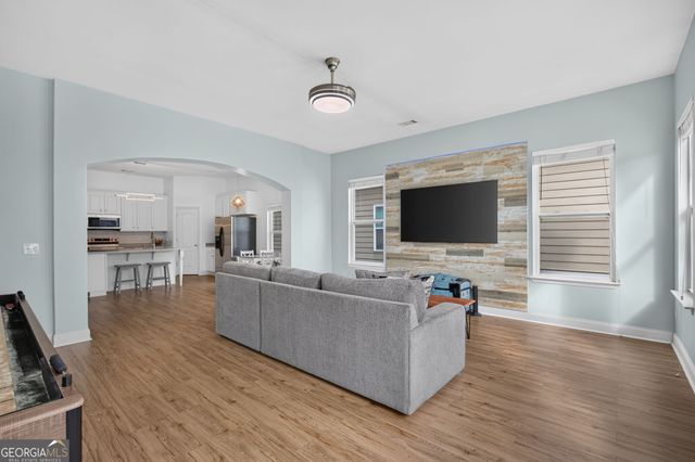 225 Clearwater Circle, Port Wentworth, GA 31407
