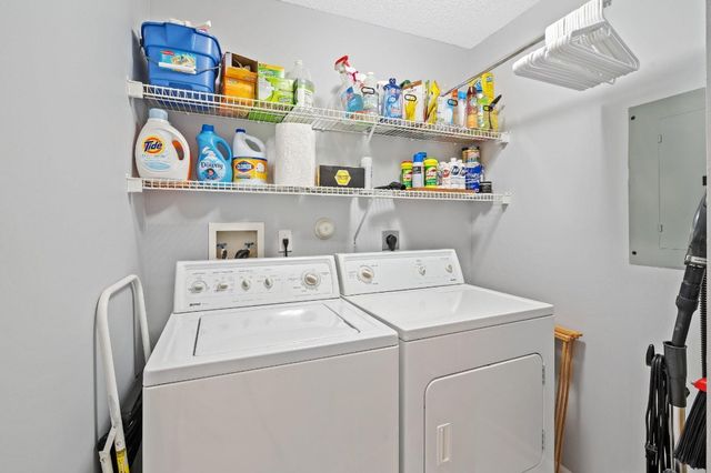 3258 Jog Park Drive, Greenacres, FL 33467