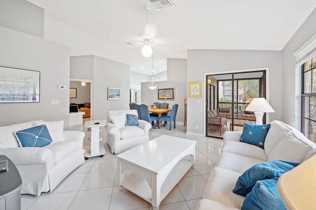 3258 Jog Park Drive, Greenacres, FL 33467