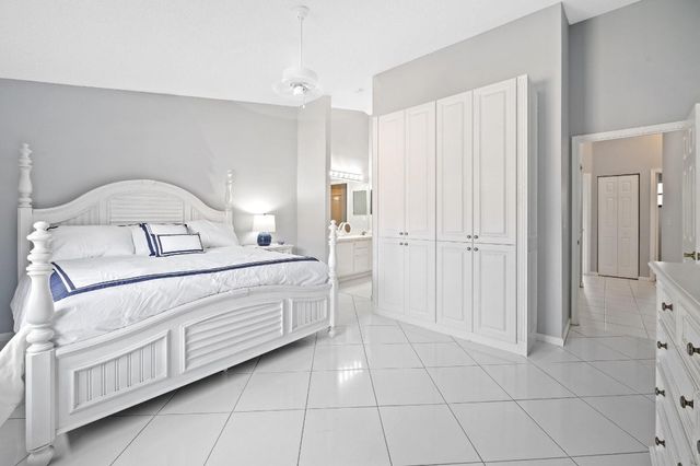 3258 Jog Park Drive, Greenacres, FL 33467