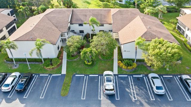 3258 Jog Park Drive, Greenacres, FL 33467