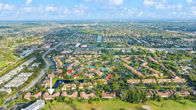 3258 Jog Park Drive, Greenacres, FL 33467