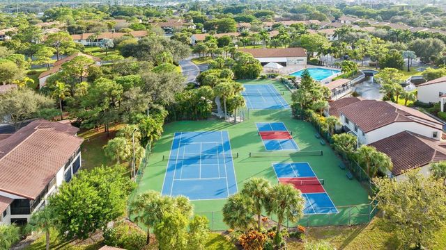 3258 Jog Park Drive, Greenacres, FL 33467