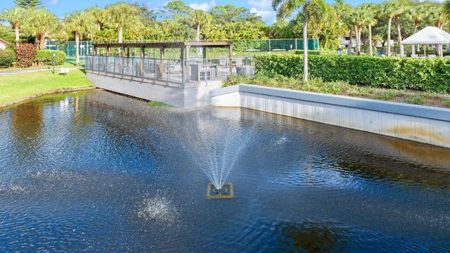 3258 Jog Park Drive, Greenacres, FL 33467