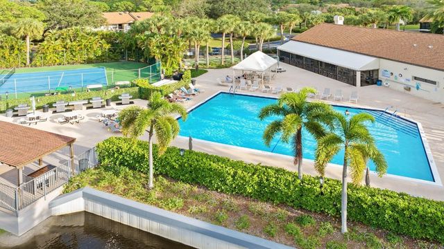 3258 Jog Park Drive, Greenacres, FL 33467