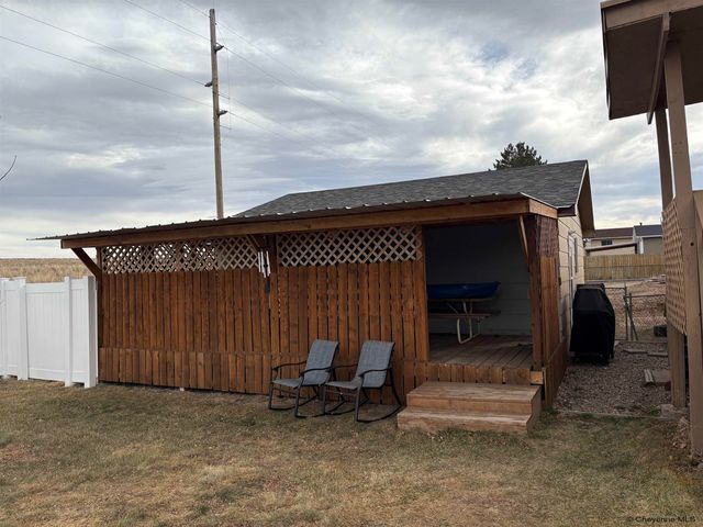 906 18TH ST, Wheatland, WY 82201