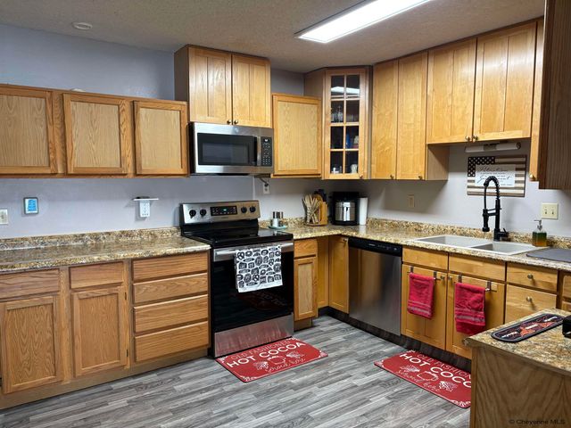 906 18TH ST, Wheatland, WY 82201