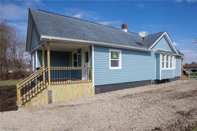 228 Center Street, Hubbard, OH 44425