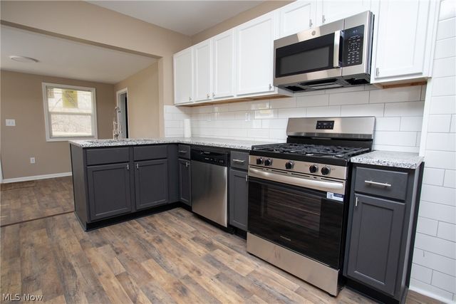 228 Center Street, Hubbard, OH 44425