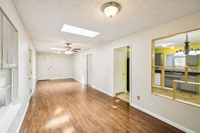 304 Crescent Ave, Smyrna, TN 37167