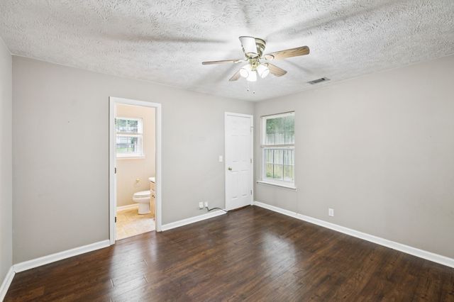 304 Crescent Ave, Smyrna, TN 37167