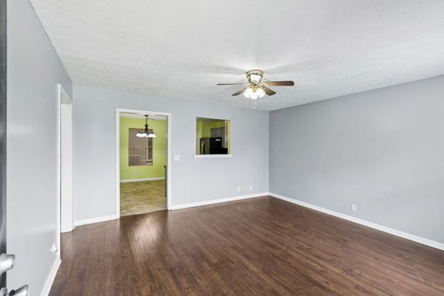 304 Crescent Ave, Smyrna, TN 37167