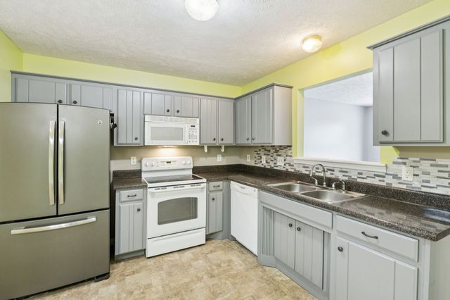 304 Crescent Ave, Smyrna, TN 37167
