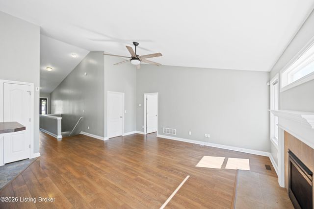 8810 Meadow Sweet Way, Louisville, KY 40228