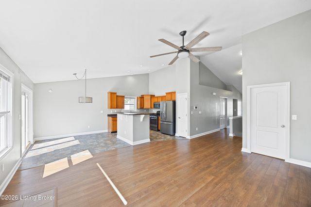 8810 Meadow Sweet Way, Louisville, KY 40228