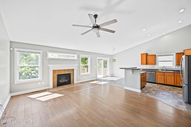 8810 Meadow Sweet Way, Louisville, KY 40228