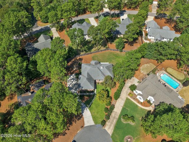 75 Catalpa Lane N, Pinehurst, NC 28374
