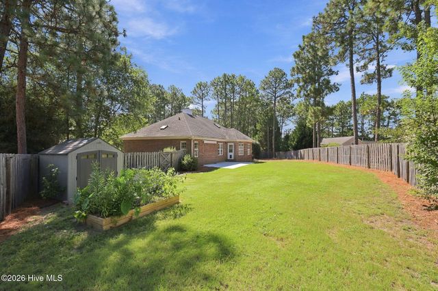 75 Catalpa Lane N, Pinehurst, NC 28374
