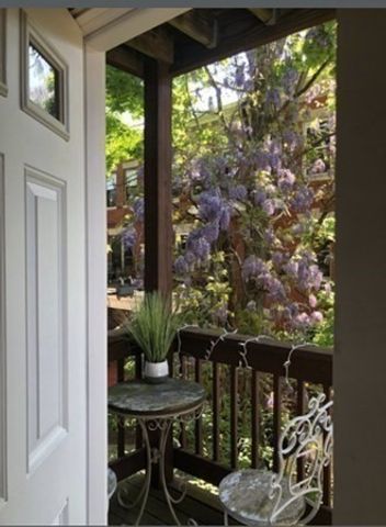 9 Washburn Terrace 2, Brookline, MA 02446