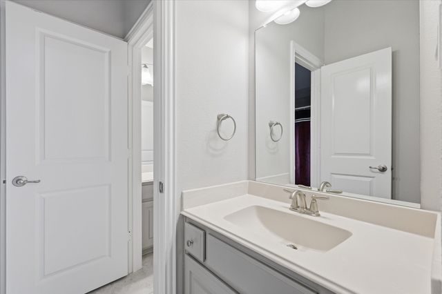 5631 Romantik Road, Frisco, TX 75035