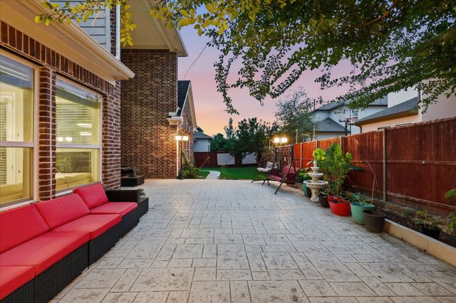 5631 Romantik Road, Frisco, TX 75035