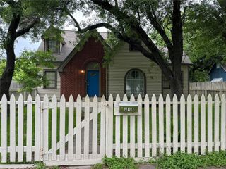 318 12th Avenue N, Texas City, TX 77590