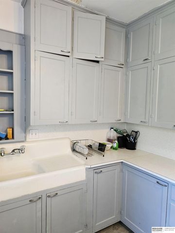 5111 Walker Avenue, Lincoln, NE 68504