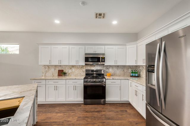 1492 E WESTCHESTER Drive, Chandler, AZ 85249