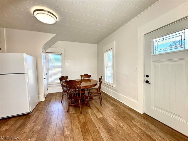 124 2nd Avenue NW, Beach City, OH 44608