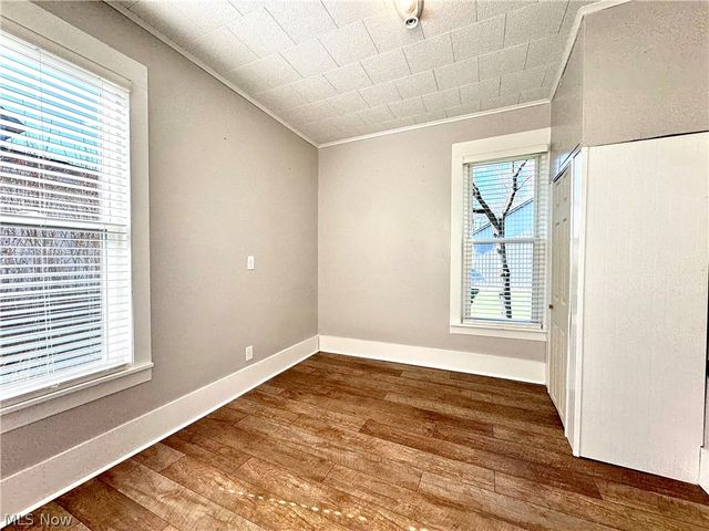 124 2nd Avenue NW, Beach City, OH 44608