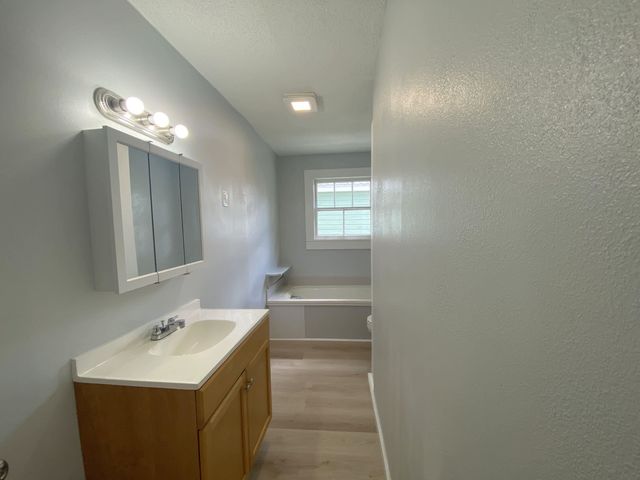 209 Saint Paul St, Houma, LA 70364