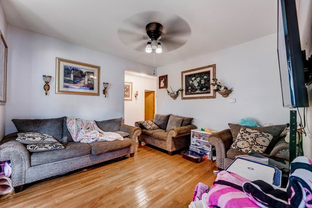 557 Columbia Street, Joliet, IL 60432