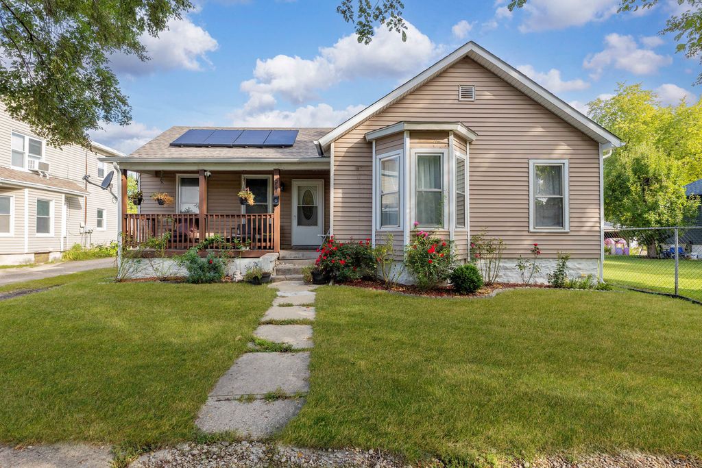 557 Columbia Street, Joliet, IL 60432