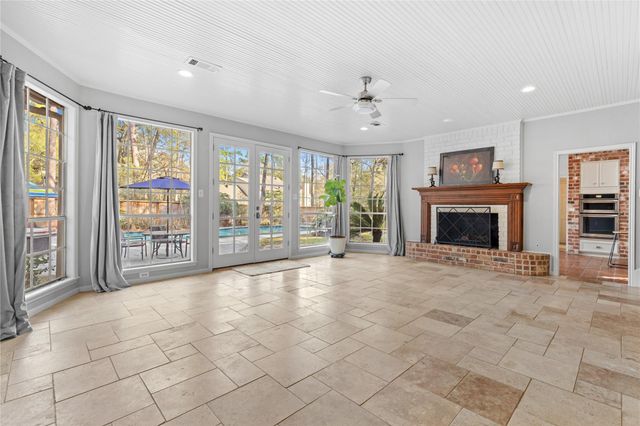 8 Wild Ginger Court, Spring, TX 77380