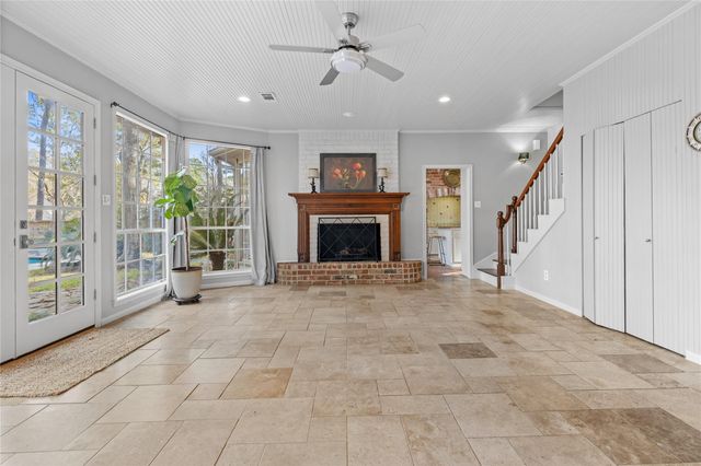 8 Wild Ginger Court, Spring, TX 77380