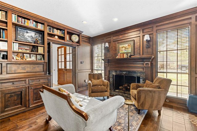 8 Wild Ginger Court, Spring, TX 77380