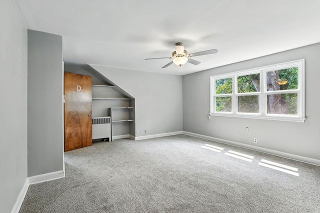 770 Viking Drive E, Maplewood, MN 55117